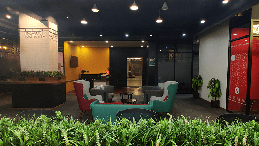 Connekt Coworking Space in Ahmedabad - Qdesq