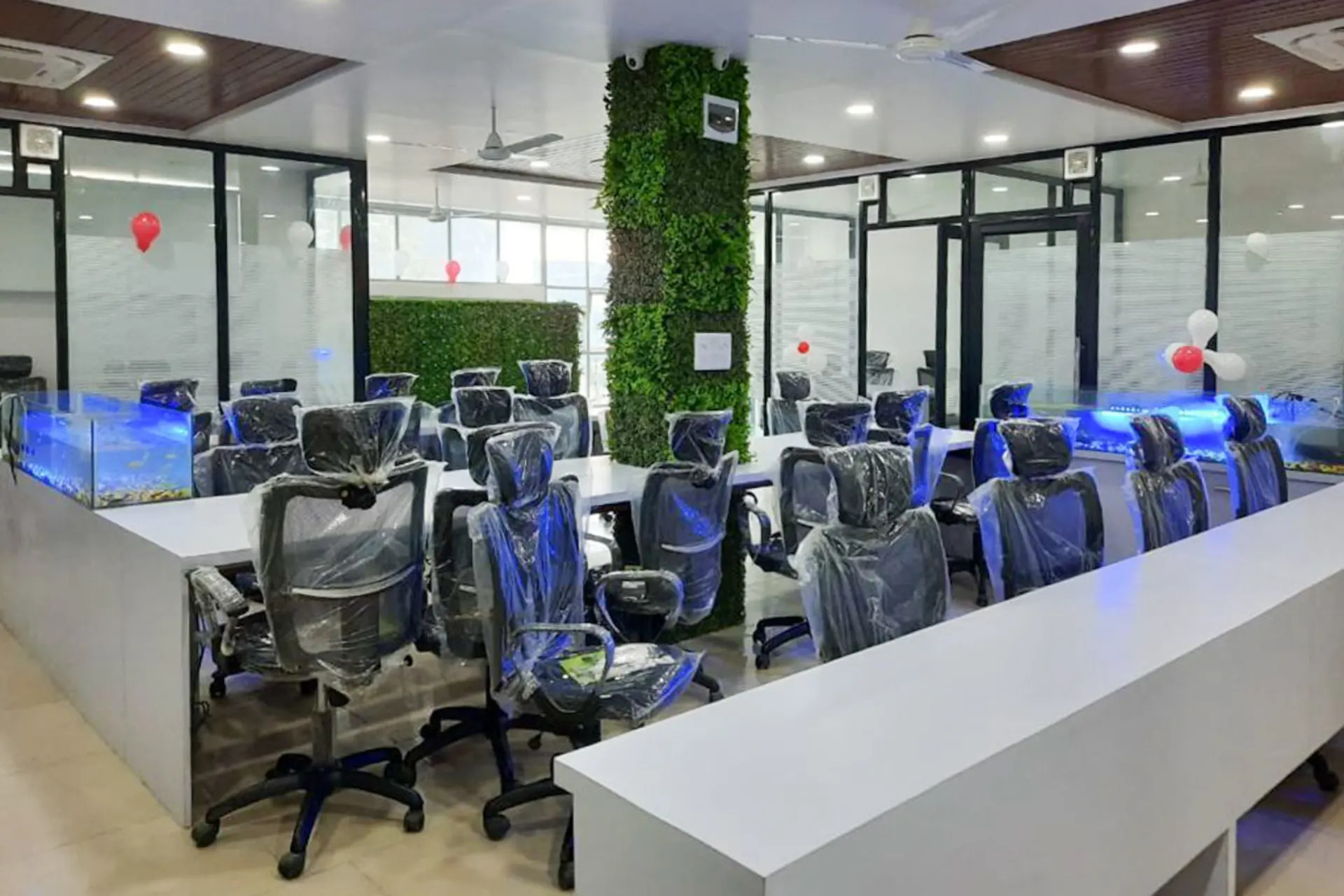 Virtual Coworks shared office space in Indore - Qdesq